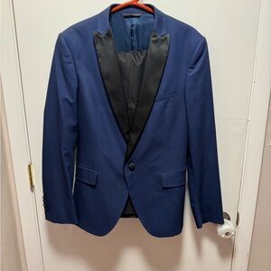 Men’s Sarar Tuxedo